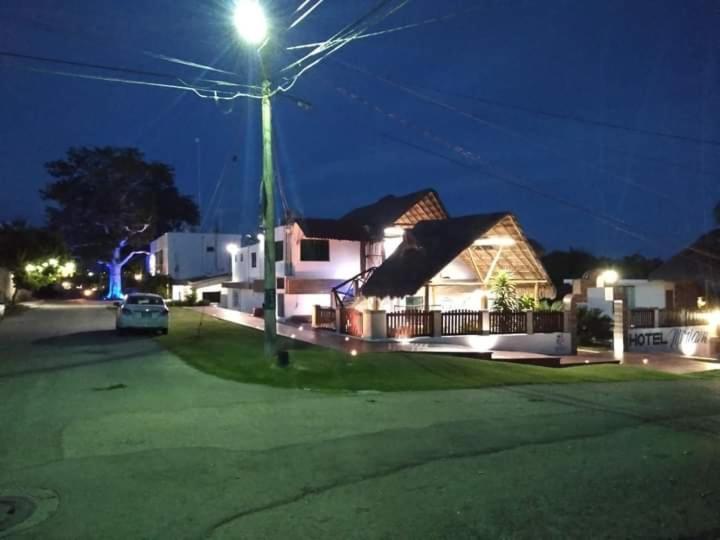 Hotel Miriam בקאלאר מראה חיצוני תמונה