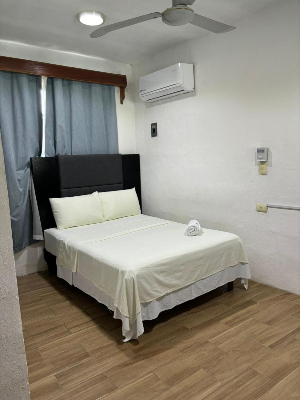 Hotel Miriam בקאלאר מראה חיצוני תמונה